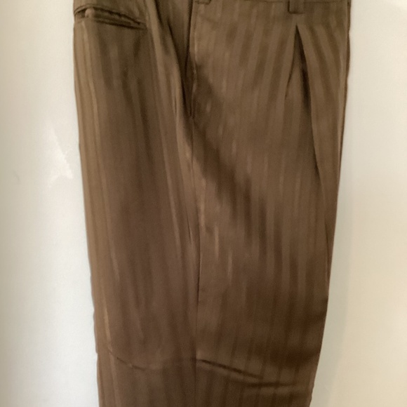 Mens Chocolate Brown 3pc Suit. - Picture 6 of 12